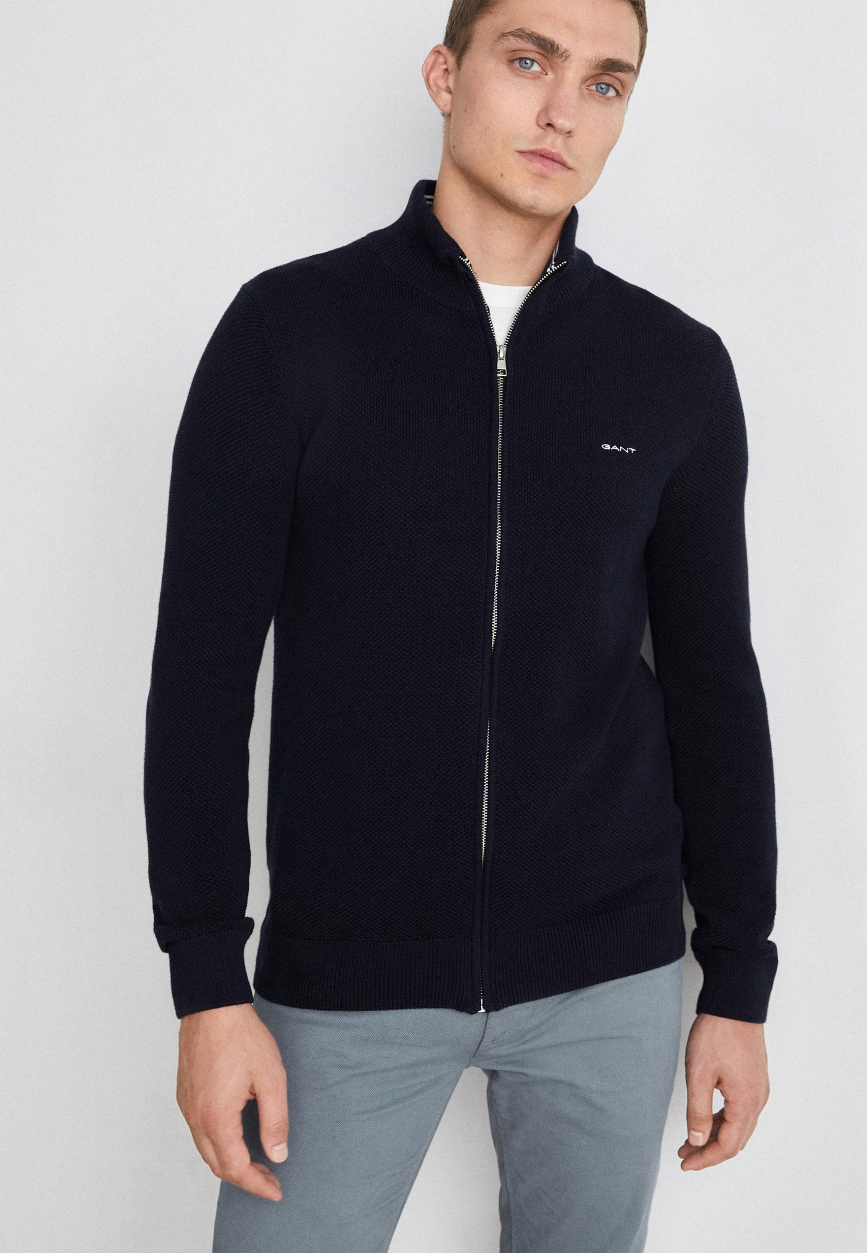 gant-strickjacke-herren-848efs-1.jpg