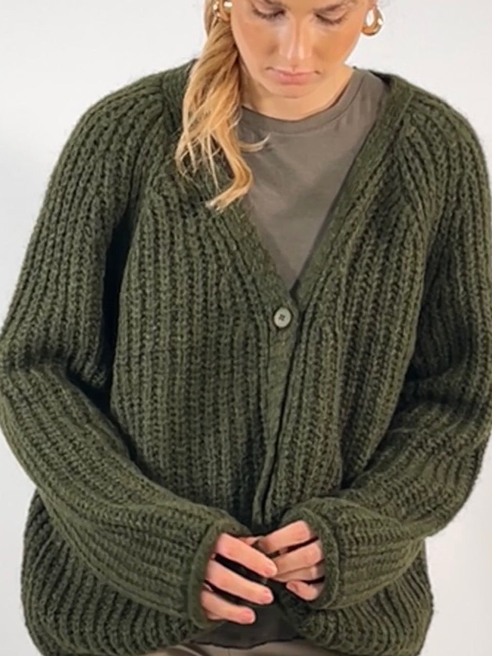 grobstrick-cardigan-705xfq-1.jpg