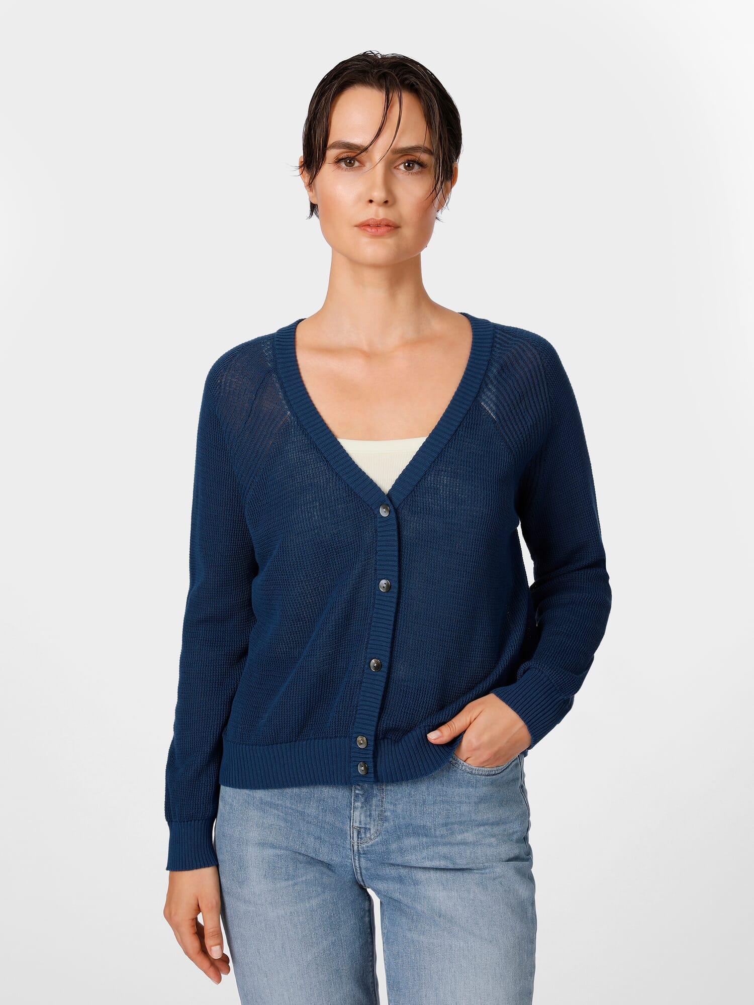 strickjacke-damen-kurz-010plk-1.jpg