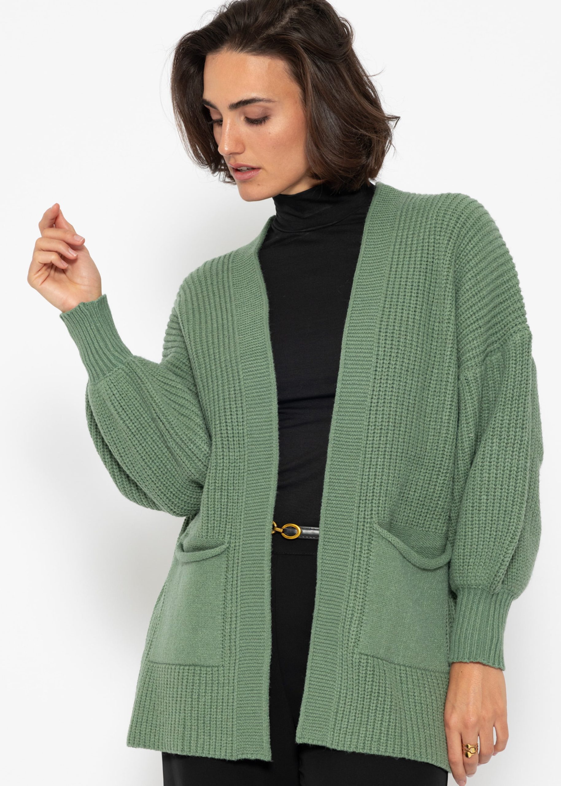 strickjacke-gruen-732hjk.jpg
