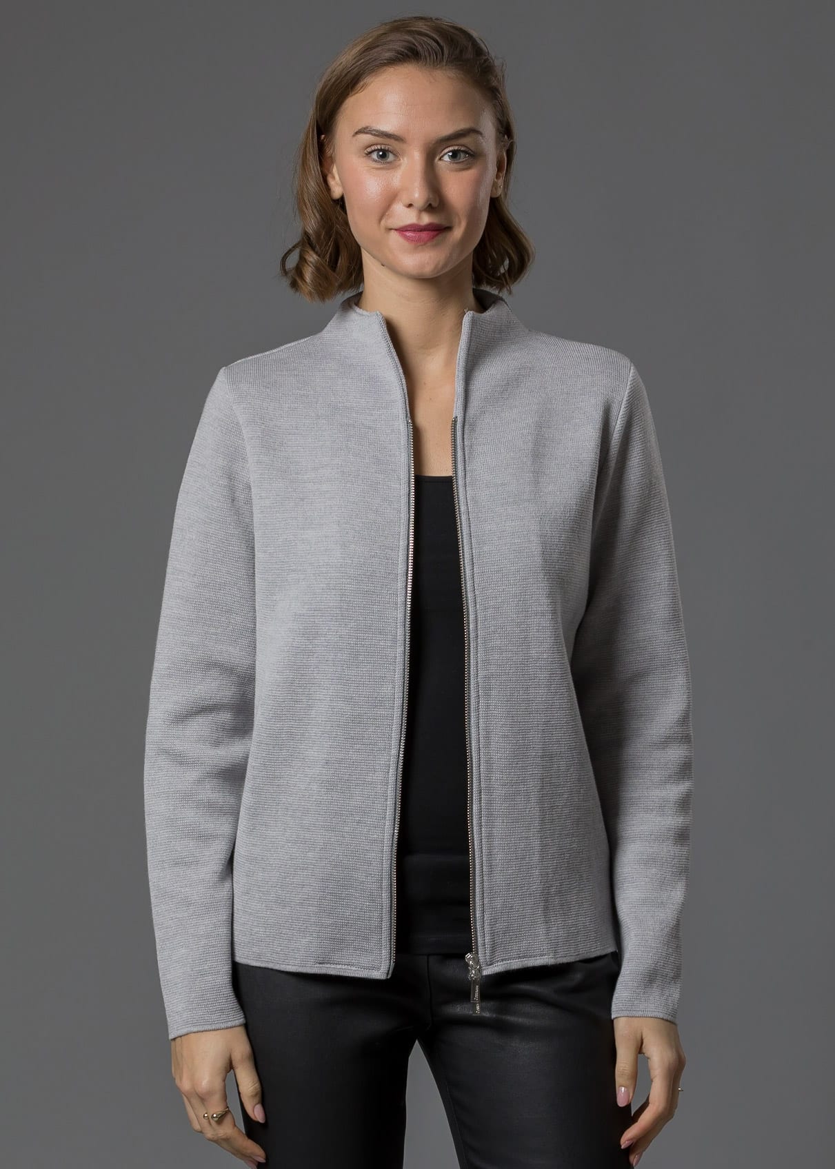 strickjacke-mit-reissverschluss-856dcq.jpg