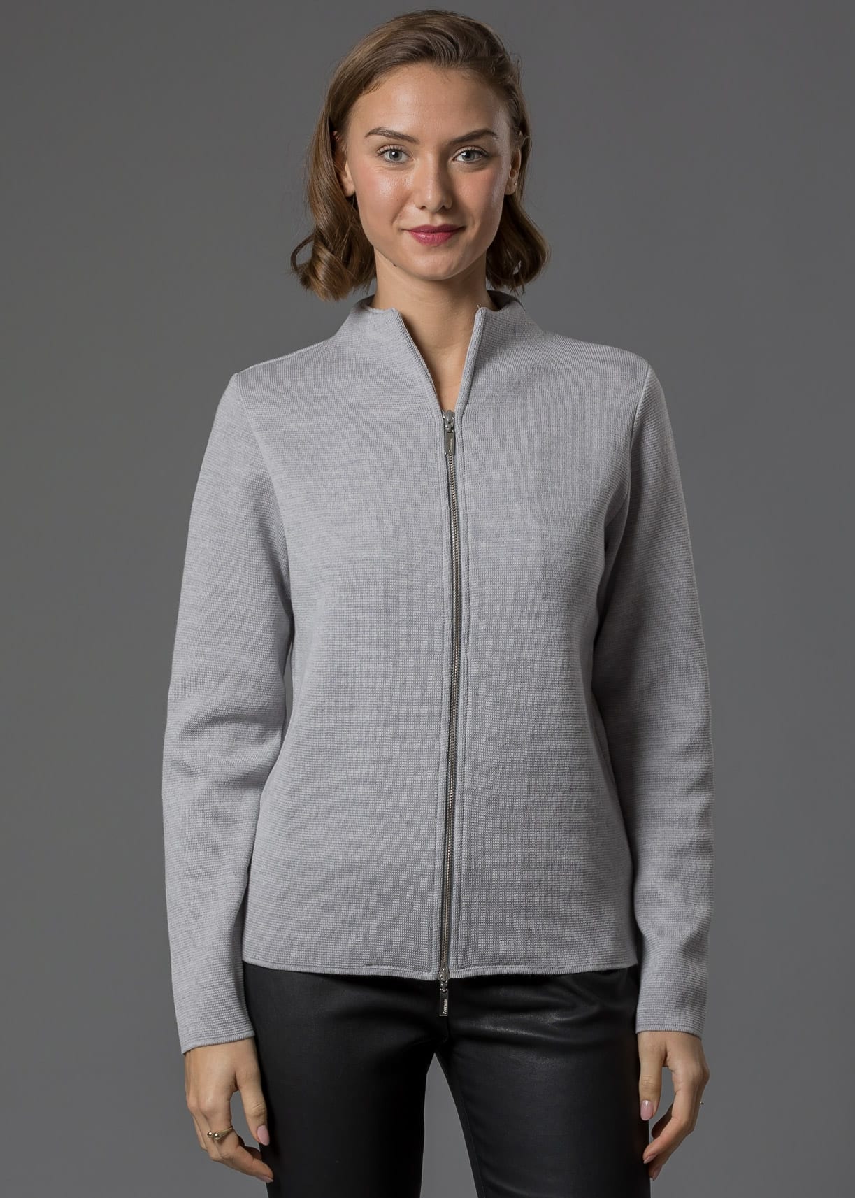 strickjacke-mit-reissverschluss-damen-389yvp.jpg