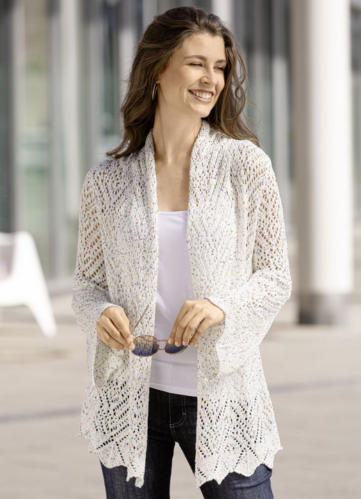strickjacke-weiss-450cdu.jpg